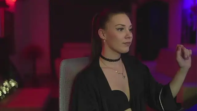 Snapshot of CandyStorm chatting on December 16, 2025, 9:42 pm CandyStorm online show from December 16, 2025, 9:42 pm