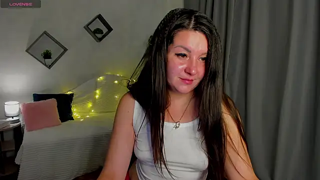 mood  berry online show from October 16, 2025, 1:28 am
