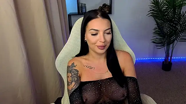 Raven Ink online show from November 25, 2025, 9:53 am