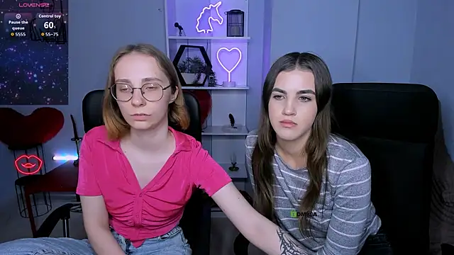 lina fox12 online show from November 16, 2025, 4:12 pm