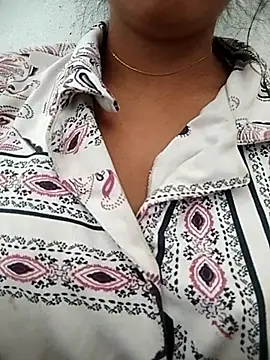 PEEHU-50 online show from April 21, 2026, 1:42 am