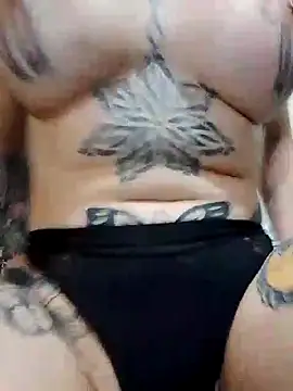 Snapshot of MidyRiscada chatting on November 3, 2025, 3:13 pm MidyRiscada online show from November 3, 2025, 3:13 pm