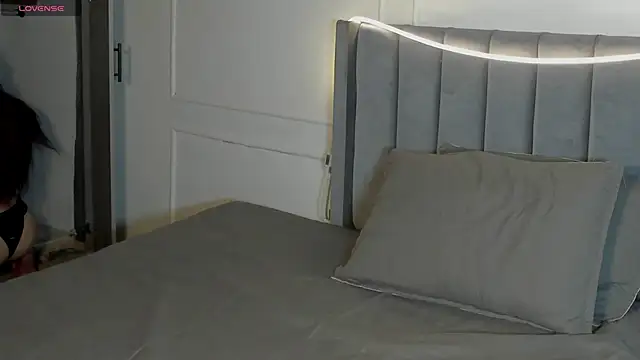 Snapshot of luxuryheaven_8 chatting on October 29, 2025, 5:53 am luxuryheaven 8 online show from October 29, 2025, 5:53 am