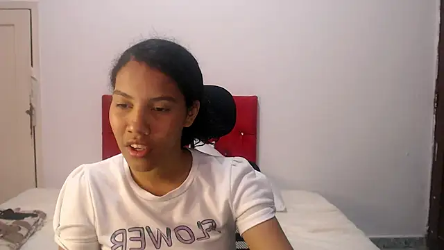 Tainara ebony online show from October 15, 2025, 7:14 pm
