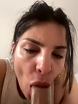 sweet manuella online show from October 16, 2025, 8:04 am