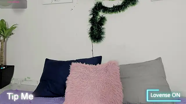 Ainoa Pink online show from December 2, 2025, 12:32 pm