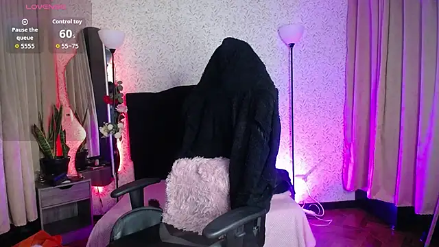 antia z online show from October 23, 2025, 5:44 pm