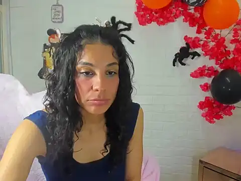 Michii 19 online show from October 7, 2025, 3:04 am