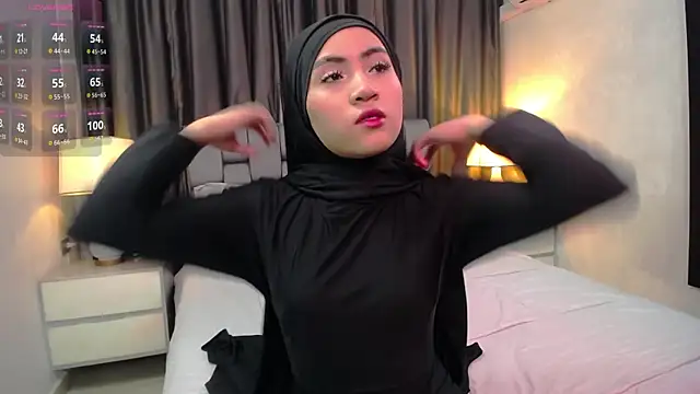 Neesha   online show from October 6, 2025, 8:50 pm