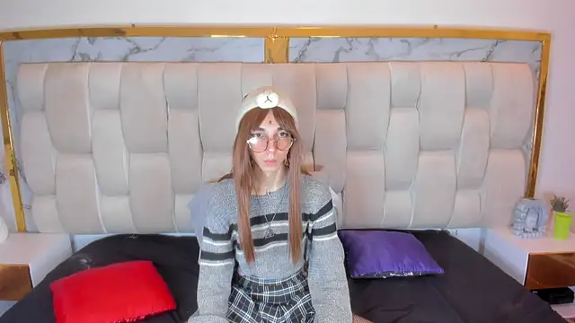 Snapshot of Scaarlett_22_ chatting on February 17, 2026, 5:59 am Scaarlett 22 online show from February 17, 2026, 5:59 am