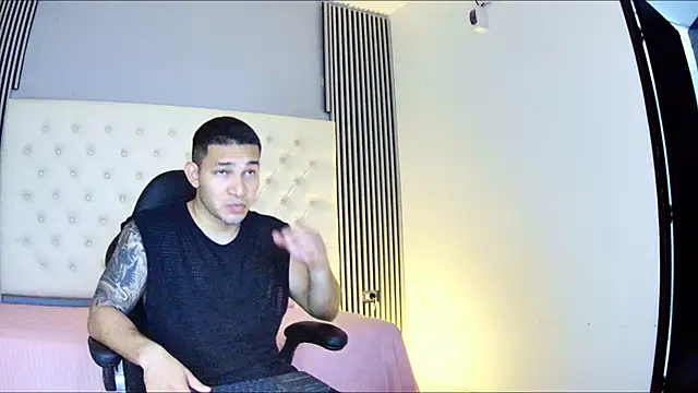 venedic bull online show from October 20, 2025, 9:04 pm