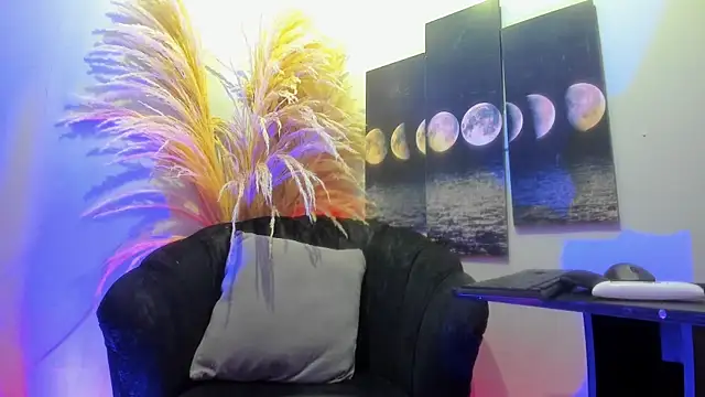 cloemorningstar online show from November 9, 2025, 3:21 pm