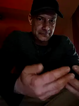 ChicoloXXX online show from May 20, 2026, 10:27 pm