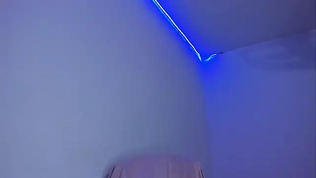 Lia0109 online show from December 13, 2025, 7:53 pm