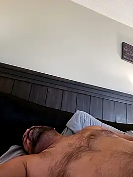 Roddog18 online show from October 19, 2025, 3:01 pm