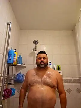 Roddog18 online show from November 26, 2025, 6:47 am