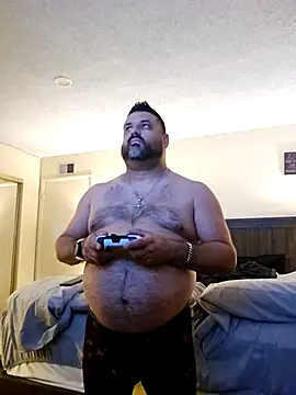 Roddog18 online show from November 27, 2025, 4:03 am