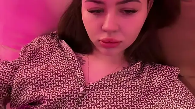 AlmaryKim online show from March 15, 2026, 6:03 pm