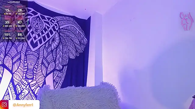 Anny ferrer1 online show from December 3, 2025, 9:24 pm