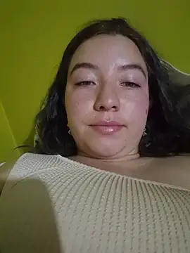 annyaparis online show from November 25, 2025, 11:27 pm