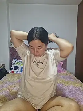 annyaparis online show from November 30, 2025, 11:09 pm