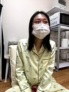 mia2 jp online show from November 22, 2025, 2:43 am