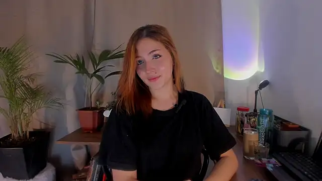 AmaruBloom online show from February 18, 2026, 5:58 am