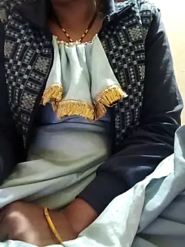 LOVE-VIKA online show from November 27, 2025, 9:44 am