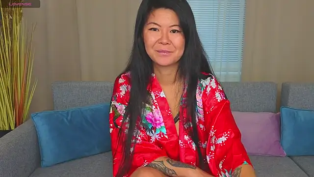BeckySunday online show from October 5, 2025, 6:01 am