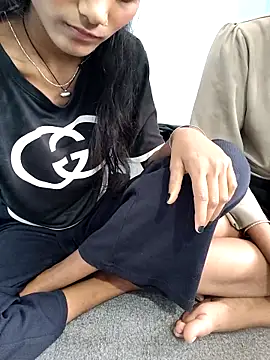 Unique girls90 online show from February 21, 2026, 4:57 am