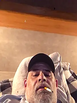 Snapshot of DeeBestEver chatting on November 30, 2025, 6:56 pm DeeBestEver online show from November 30, 2025, 6:56 pm