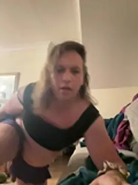 Snapshot of sexymell chatting on May 18, 2026, 8:14 pm sexymell online show from May 18, 2026, 8:14 pm