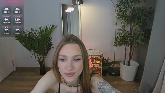 PollyMayer online show from November 5, 2025, 9:04 pm