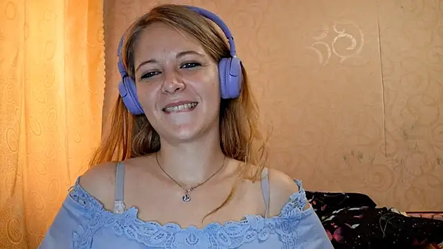 Marry Wild online show from October 8, 2025, 9:51 am