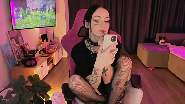 Snapshot of awwkira chatting on October 3, 2025, 1:13 am awwkira online show from October 3, 2025, 1:13 am