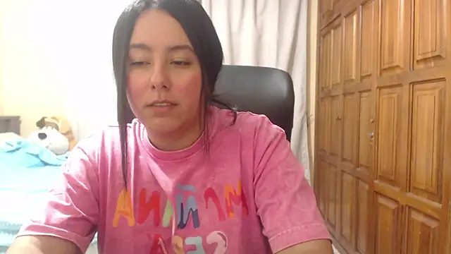 Venus cat  online show from June 9, 2026, 10:54 pm