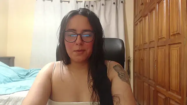 Venus cat  online show from June 18, 2026, 2:01 am