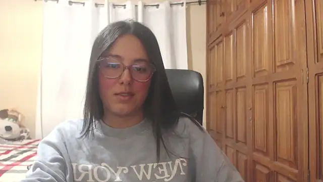 Venus cat  online show from July 9, 2026, 3:32 am