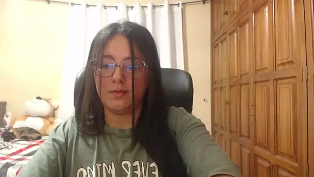 Venus cat  online show from July 12, 2026, 1:40 am