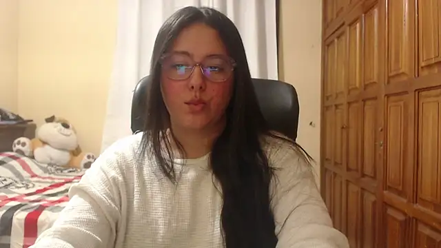 Venus cat  online show from July 15, 2026, 5:12 am