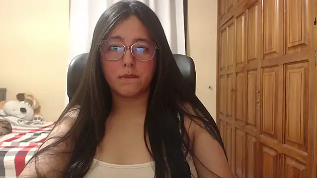 Venus cat  online show from July 17, 2026, 5:36 am