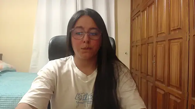 Venus cat  online show from July 29, 2026, 4:21 am