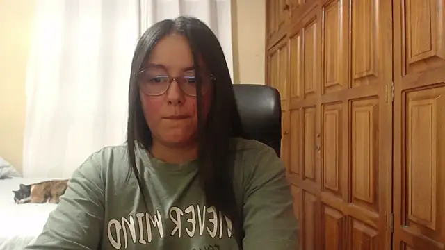 Venus cat  online show from July 30, 2026, 4:22 am