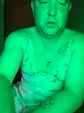 Snapshot of hot-brabo chatting on October 17, 2025, 12:52 pm hot-brabo online show from October 17, 2025, 12:52 pm