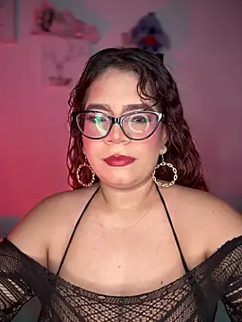 Solaangel  online show from October 28, 2025, 12:09 pm