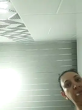 Snapshot of channel_brooks chatting on December 2, 2025, 9:10 pm channel brooks online show from December 2, 2025, 9:10 pm