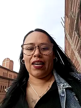 Italia 12 online show from November 5, 2025, 9:26 pm