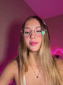 fanyabbey online show from April 21, 2026, 1:53 am