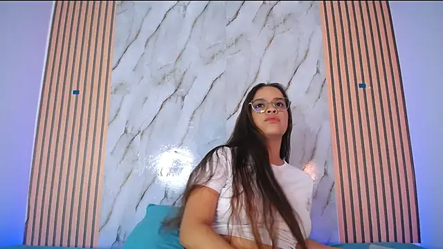 Snapshot of PiaGelvez chatting on January 13, 2026, 8:03 pm PiaGelvez online show from January 13, 2026, 8:03 pm