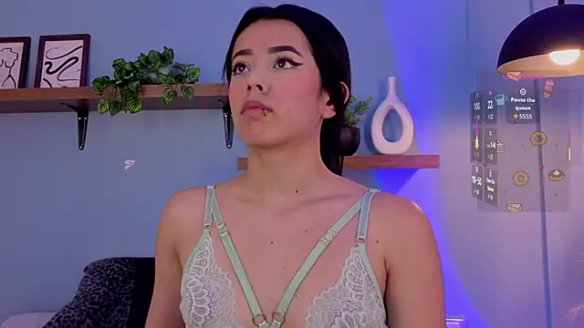 Megan Ritz online show from November 21, 2025, 8:07 pm